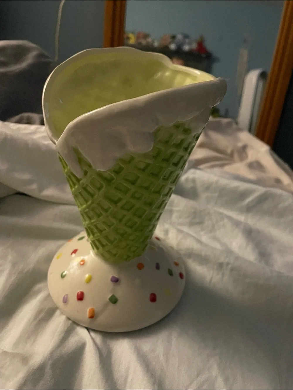 Ceramic Ice Cream Cone Vase decoration